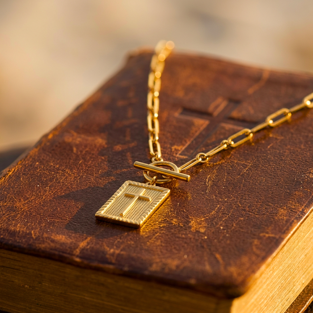 Collier Croix Éternelle