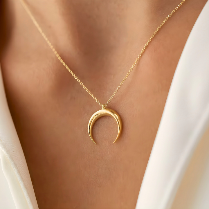Collier Lune Sacrée