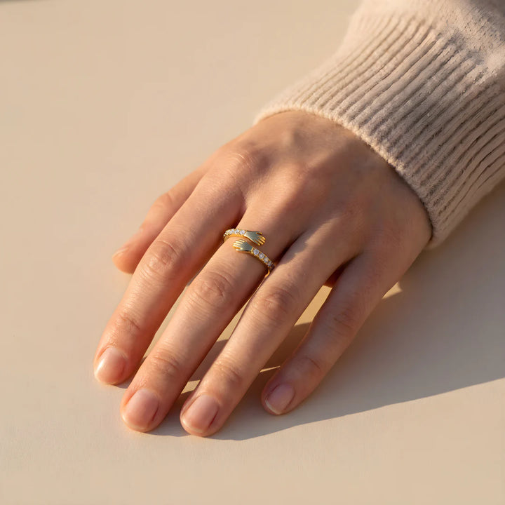 Bague Étreinte Infinie
