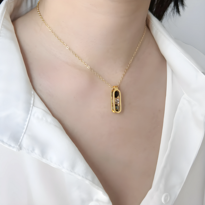 Collier Triple Protection